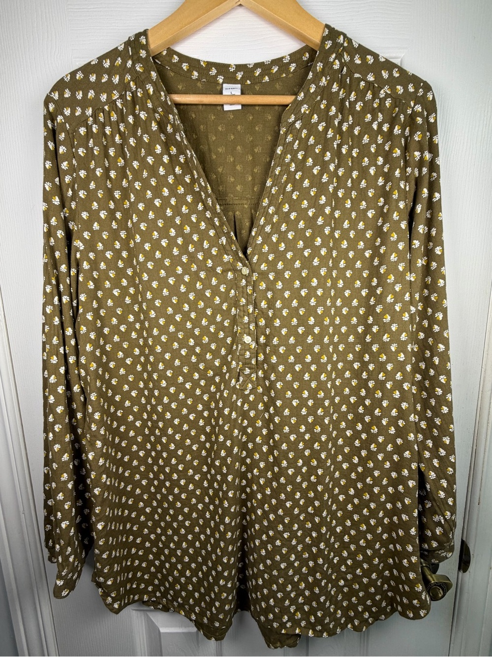 Old Navy Olive Green Floral Tunic L V-Neck Long Sleeve Boho Cottagecore Prairie